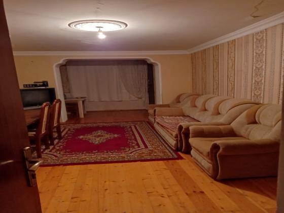 İcarəyə verilir 3 otaqlı 75 m<sup>2</sup> yeni tikili Yasamal rayonu A.M.Şərifzadə küçəsi ünvanında