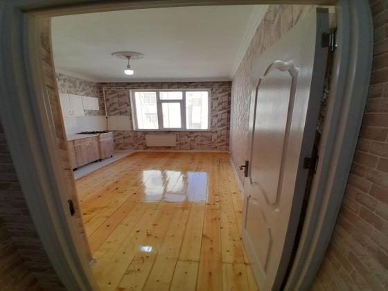 Satılır 2 otaqlı 70 m<sup>2</sup> yeni tikili Xırdalan şəhəri  Hacı Zeynalabdin  Tağıyev küçəsi  ünvanında