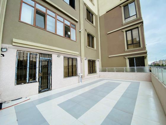 Satılır 4 otaqlı 130 m<sup>2</sup> Yeni tikili Yasamal, Şərifzadə küç. ünvanında