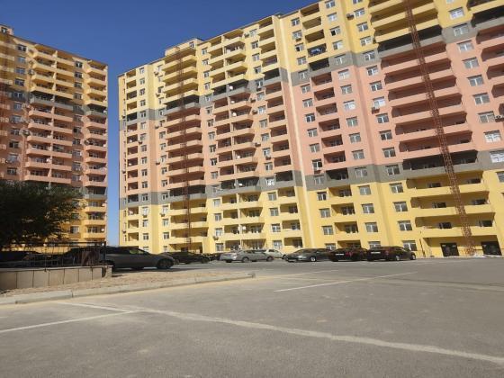 Satılır 3 otaqlı 76 m<sup>2</sup> yeni tikili Heydər Əliyev pr ünvanında